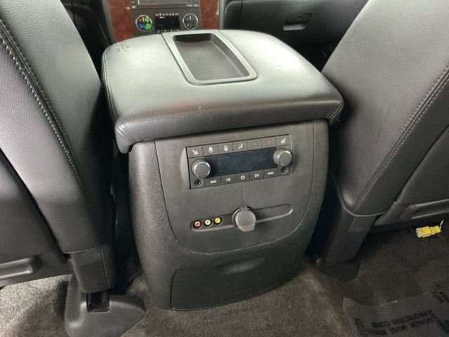 Used 2012 Chevrolet Suburban LTZ AWD/4WD image 22