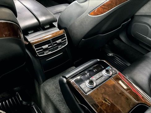 Used 2016 Audi A8 L 4.0T image 10