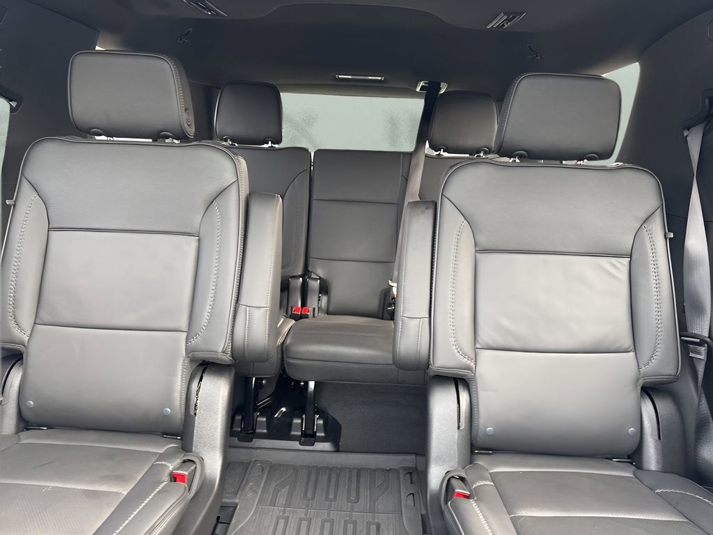 Used 2024 GMC Yukon Denali w/ Denali Reserve Package AWD/4WD image 13