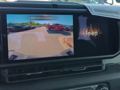 New 2025 Jeep Gladiator Sport image 20