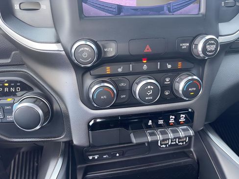 Used 2019 RAM 1500 Big Horn AWD/4WD image 28
