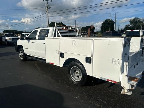 Used 2018 Chevrolet Silverado 3500 W/T w/ WT Convenience Package image 7