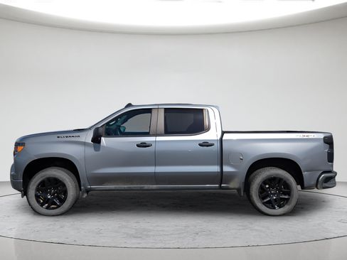 Used 2023 Chevrolet Silverado 1500 Custom w/ LPO, Dark Essentials Package AWD/4WD image 8