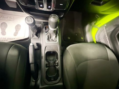 Used 2021 Jeep Wrangler Willys image 25