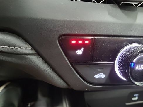 Certified 2023 Honda Accord EX image 32