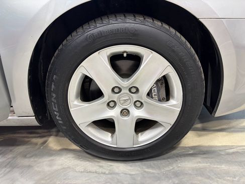 Used 2007 Acura RL w/ Technology Package AWD/4WD image 29