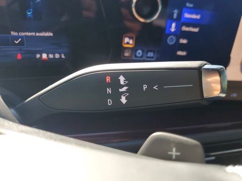 Certified 2024 Chevrolet Traverse Z71 w/ Enhanced Driving Package image 36