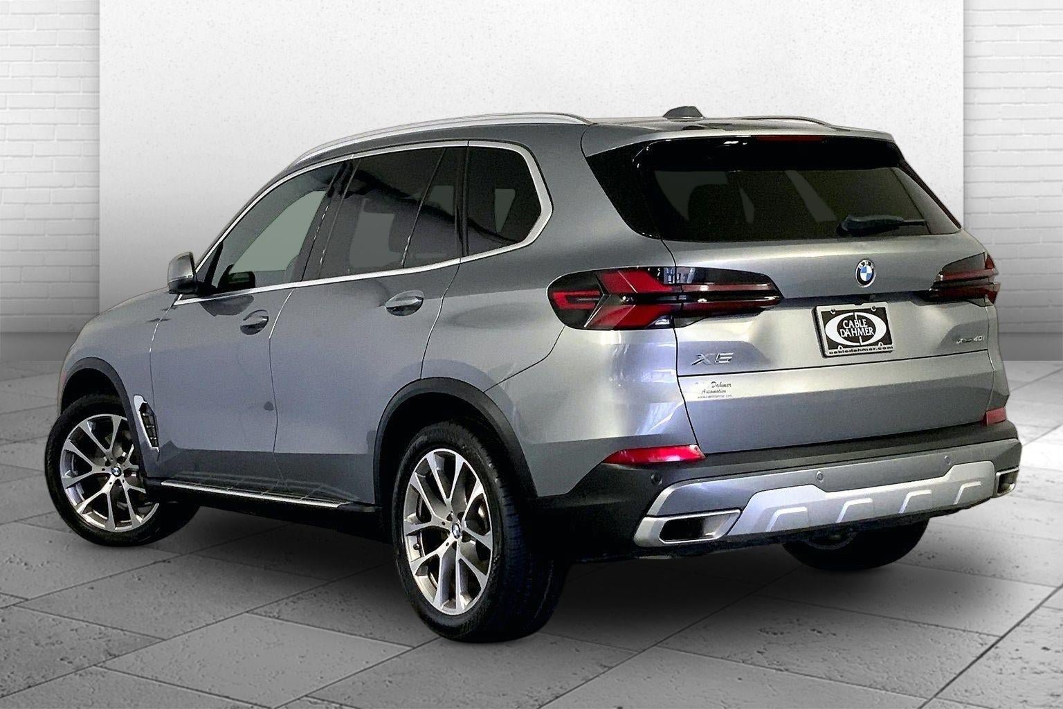 Used 2025 BMW X5 xDrive40i AWD/4WD image 11