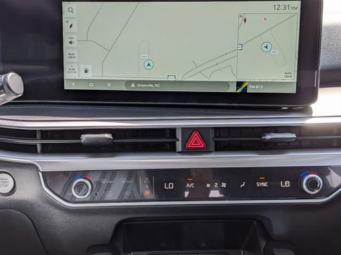 New 2026 Kia Sorento EX FWD image 16