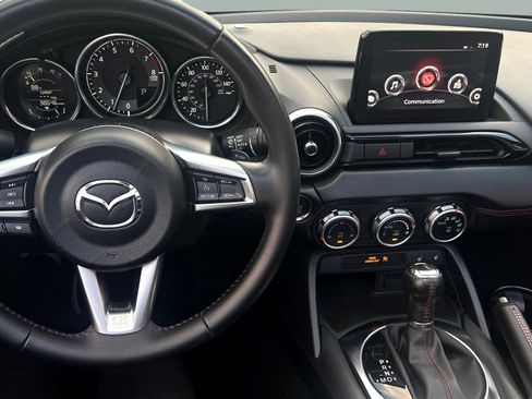 Used 2018 MAZDA MX-5 Miata Grand Touring image 25