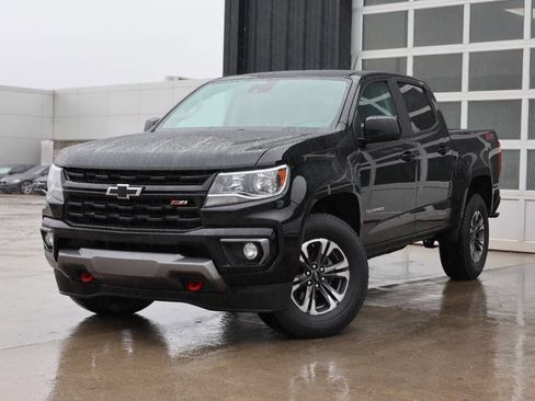 Used 2021 Chevrolet Colorado Z71 w/ Safety Package image 3