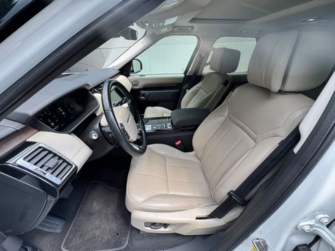 Used 2018 Land Rover Discovery HSE AWD/4WD image 23