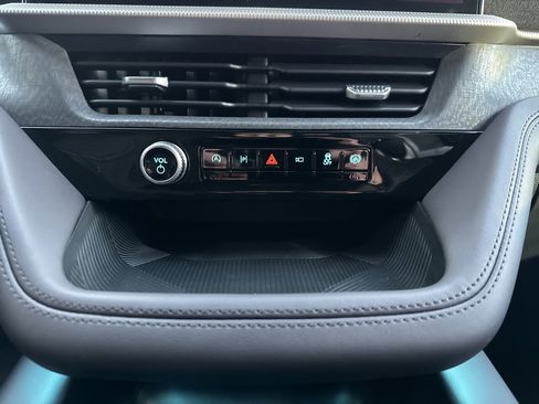 New 2026 Ford Explorer Platinum w/ LUX Leather Package image 21