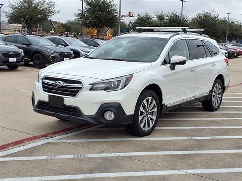 Used 2019 Subaru Outback 2.5i Touring w/ Popular Package #3A image 3