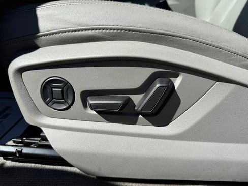 Used 2021 Audi Q7 3.0T Premium image 12