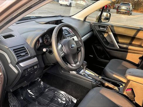 Used 2015 Subaru Forester 2.5i Limited image 17