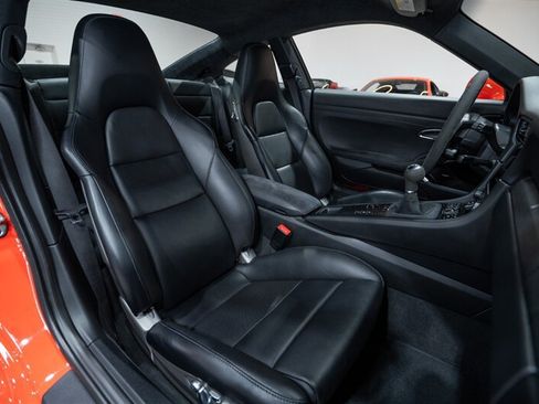 Used 2017 Porsche 911 Carrera GTS RWD image 30