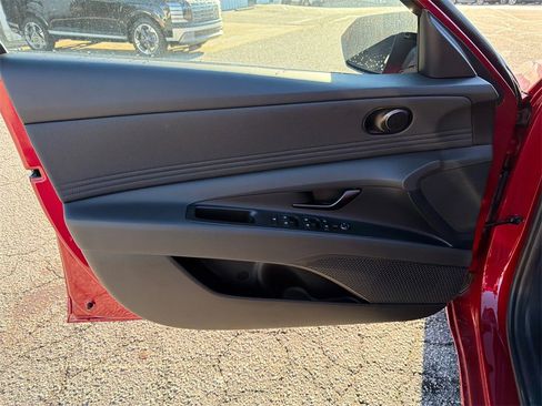 New 2026 Hyundai Elantra Sport image 10