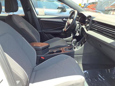 Used 2025 Volkswagen Jetta Sport FWD image 22