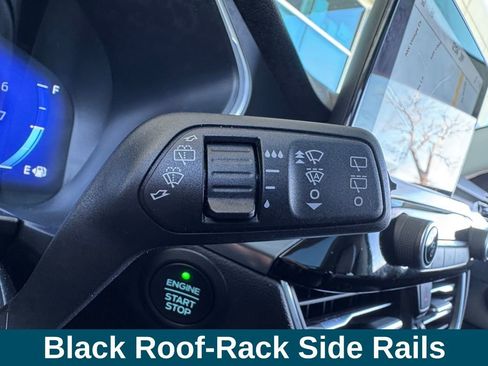 Used 2022 Ford Escape Titanium w/ Class II Trailer Tow Package image 14