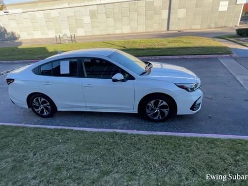 Used 2023 Subaru Legacy Premium image 11