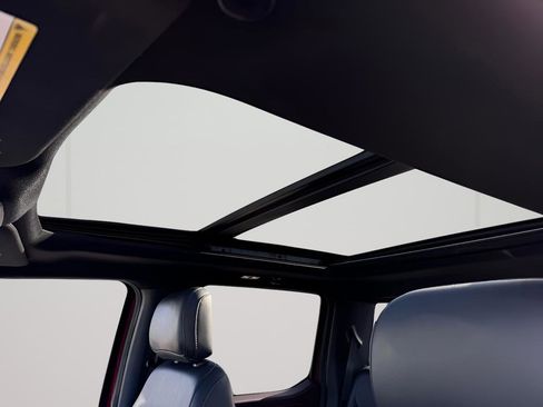 Used 2021 Ford F150 Lariat image 21