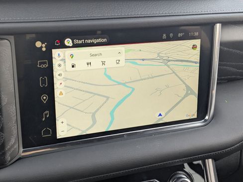 Used 2024 GMC Yukon XL Denali image 18