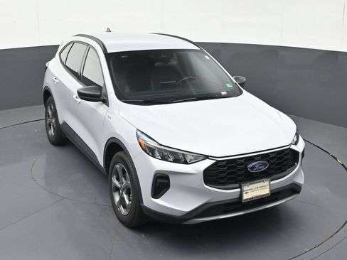 Used 2025 Ford Escape ST-Line AWD/4WD image 29