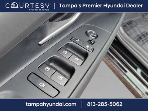 Certified 2025 Hyundai Elantra Blue image 25