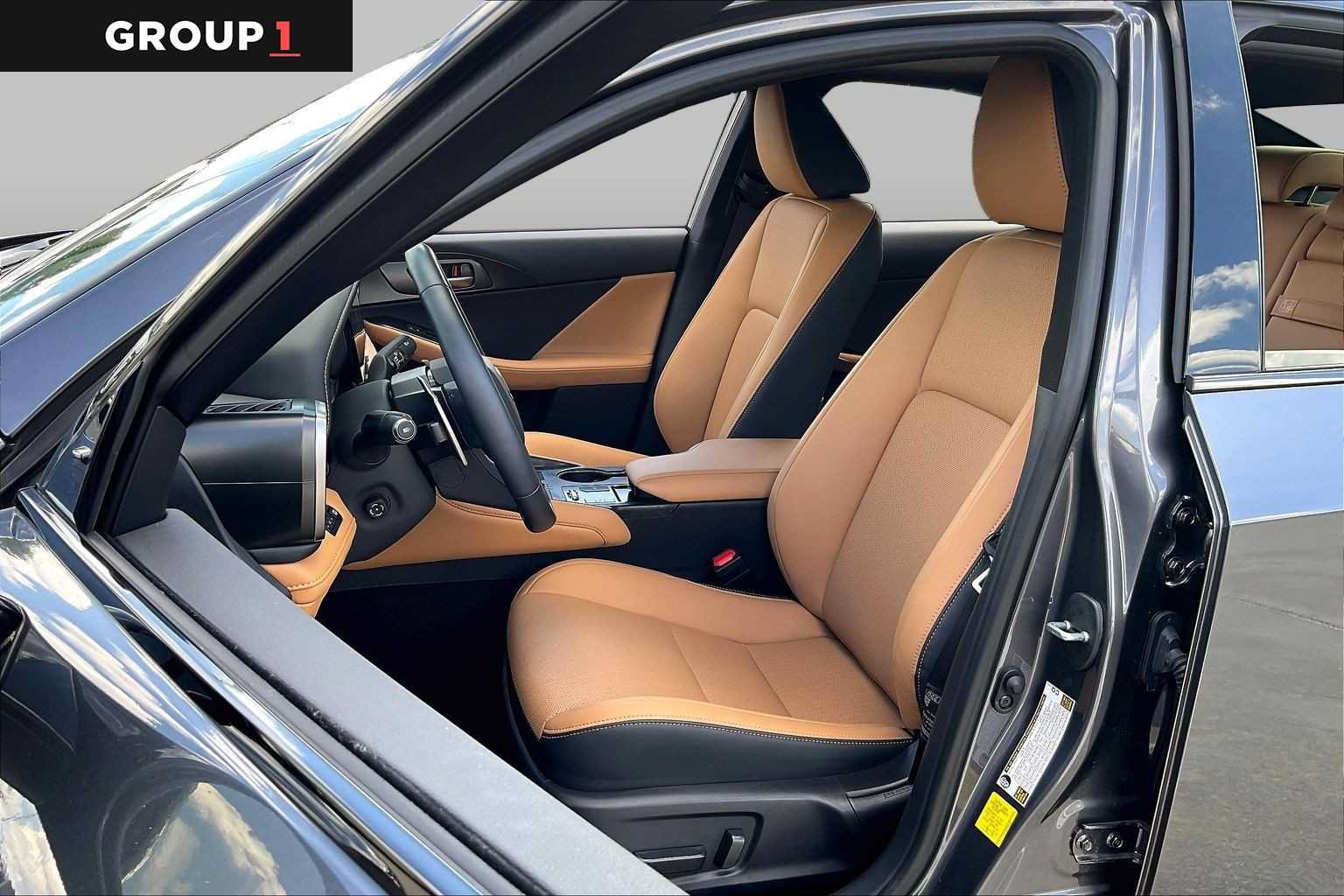Used 2026 Lexus IS 350 F Sport RWD image 7