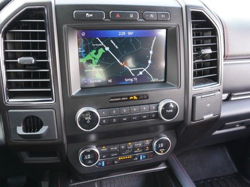 Used 2021 Ford Expedition Limited RWD image 17