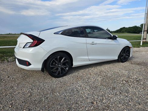 Used 2019 Honda Civic Sport image 4