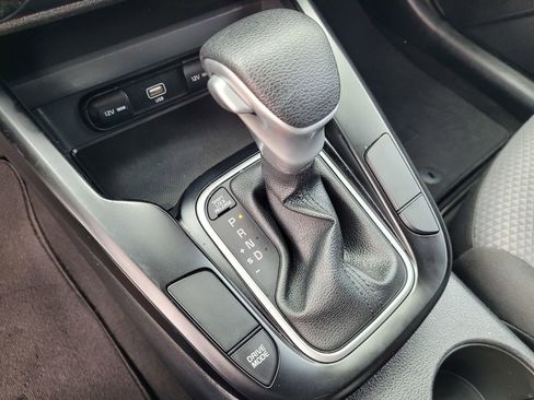 Used 2022 Kia Soul LX image 15