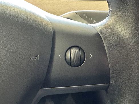 Used 2020 Tesla Model Y Long Range image 20