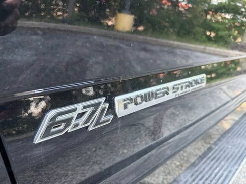 Used 2018 Ford F250 Platinum w/ Platinum Ultimate Package AWD/4WD image 8