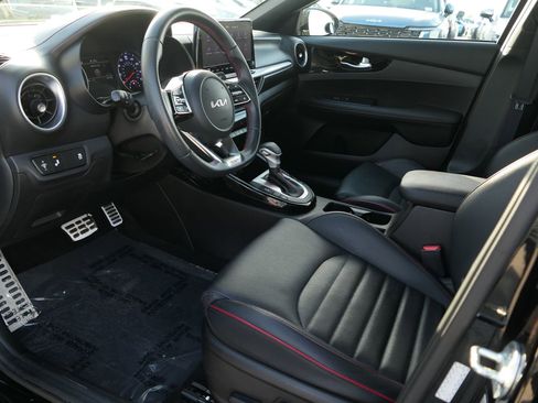 Used 2023 Kia Forte GT w/ GT2 Package image 12