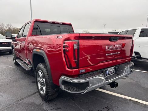 New 2026 GMC Sierra 2500 SLT w/ SLT Premium Package image 8