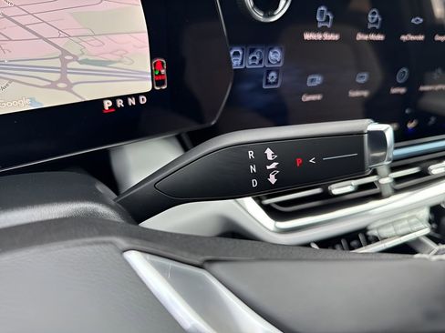 New 2026 Chevrolet Equinox EV LT image 31