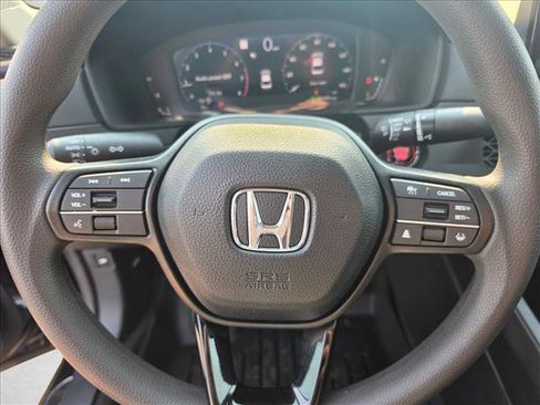 Used 2025 Honda Accord SE image 26