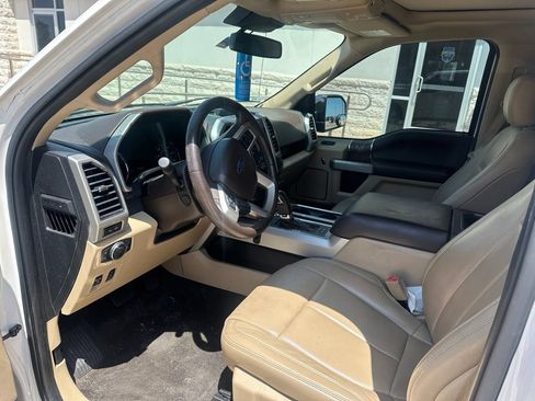 Used 2018 Ford F150 Lariat w/ Equipment Group 502A Luxury AWD/4WD image 7