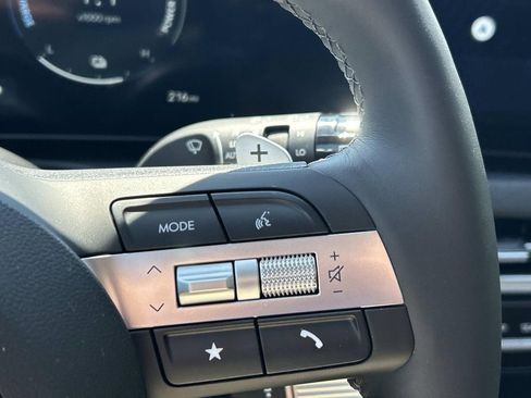 New 2026 Hyundai Tucson Limited image 31