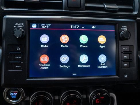 New 2025 Toyota GR86 Premium image 22