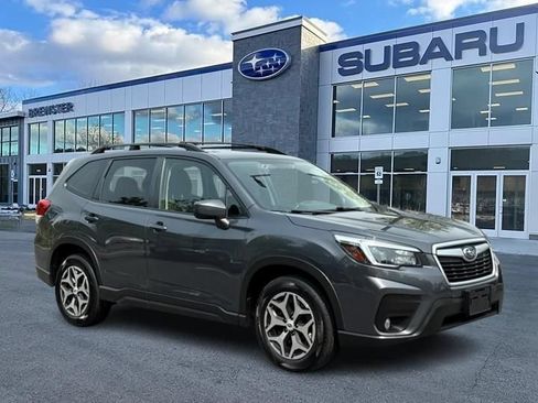Used 2021 Subaru Forester Premium AWD/4WD image 1