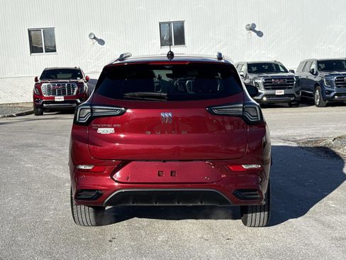 Used 2025 Buick Encore GX Avenir w/ Avenir Technology Package image 7