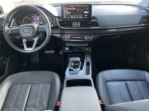 Used 2022 Audi Q5 2.0T Premium w/ Convenience Package image 14