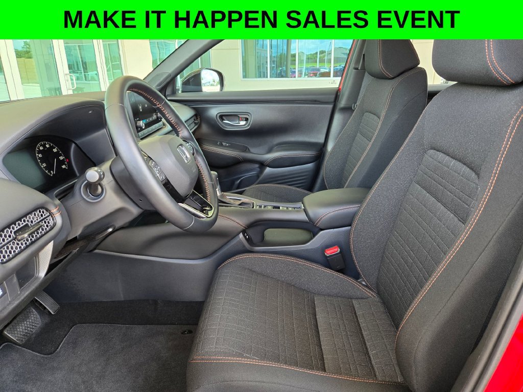 Used 2025 Honda HR-V Sport image 9