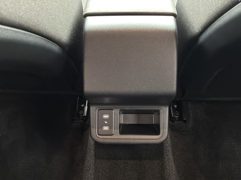 Certified 2025 Kia K4 FWD image 17