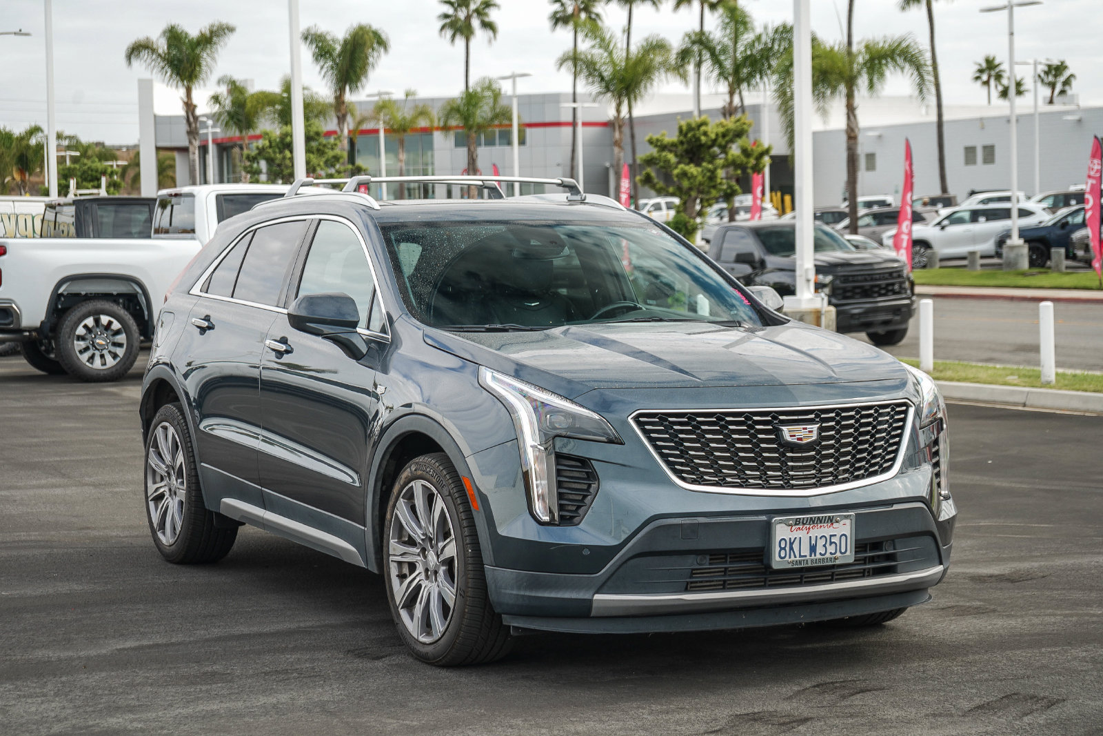 Used 2019 Cadillac XT4 Premium Luxury w/ Driver Assist Package FWD image 3