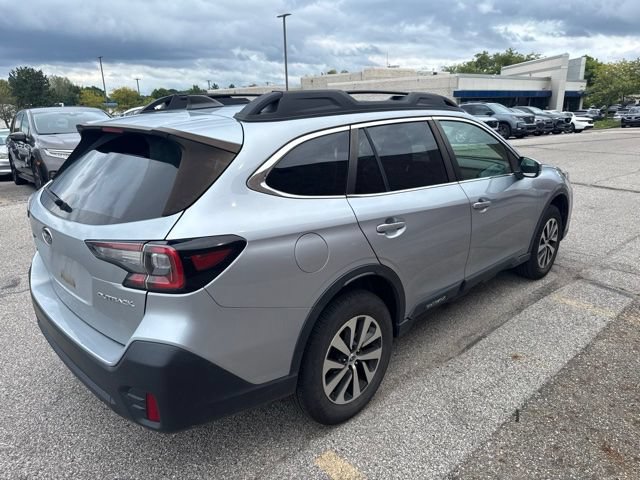 Certified 2022 Subaru Outback Premium AWD/4WD image 3