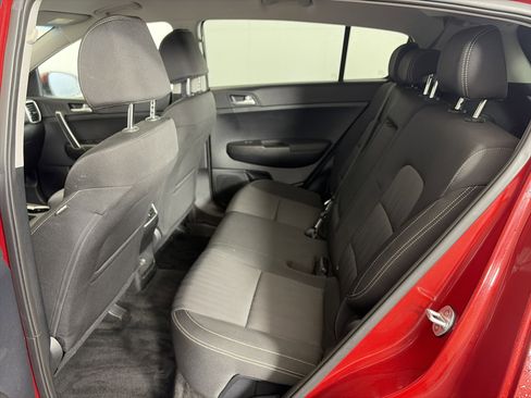 Used 2020 Kia Sportage LX image 7